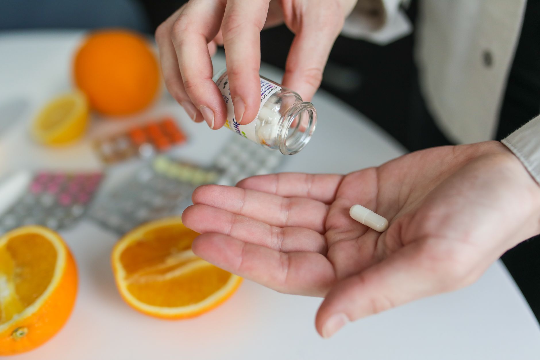 健康的人也需要吃保健品嗎？醫師常見疑問一次解析